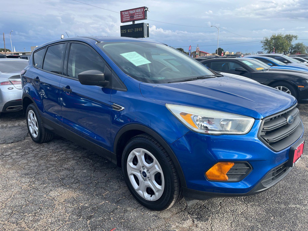 2017 Ford Escape Image 3