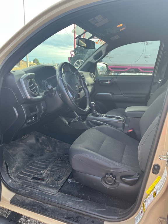 2016 Toyota Tacoma Image 7