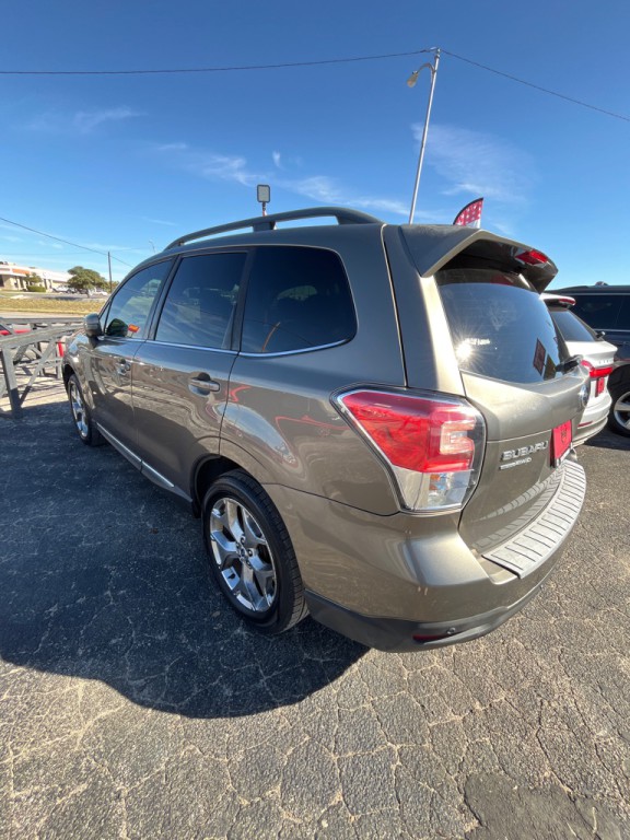 2018 Subaru Forester Image 4