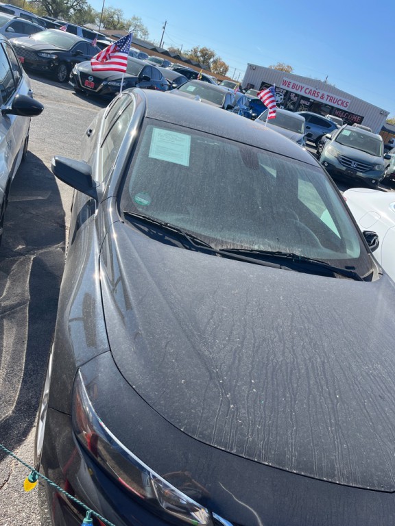 2018 Chevrolet Malibu Image 4