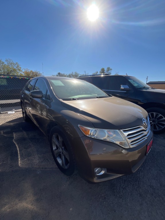 2010 Toyota Venza Image 2