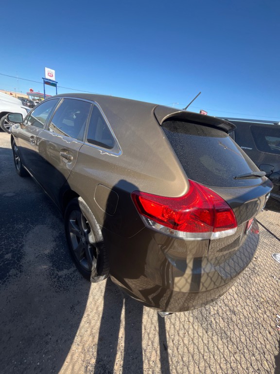 2010 Toyota Venza Image 4