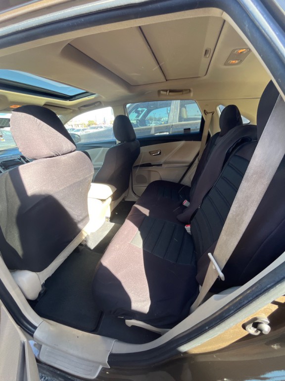 2010 Toyota Venza Image 6