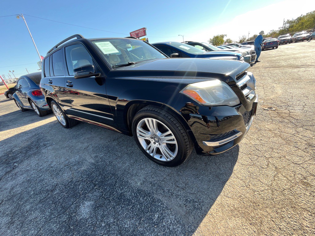 2015 Mercedes-Benz GLK-Class Image 2