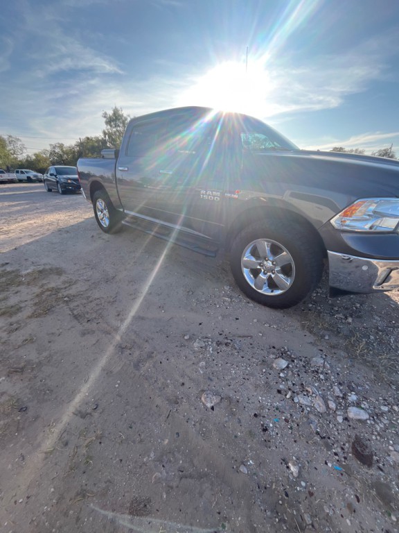 2018 RAM 1500 Image 2