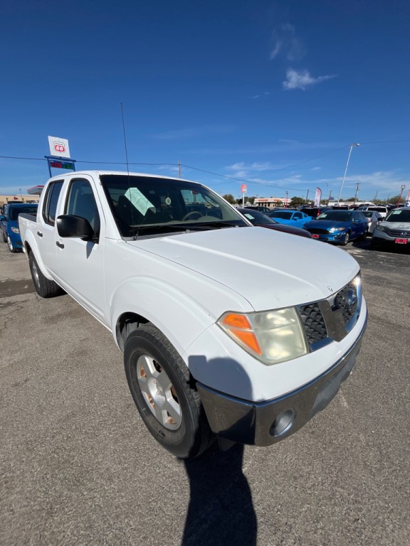 2008 Nissan Frontier Image 2