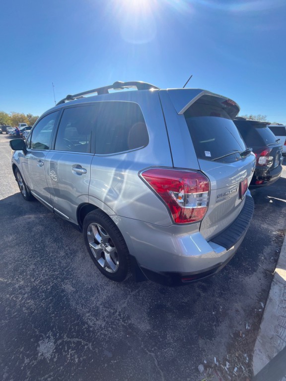 2015 Subaru Forester Image 4