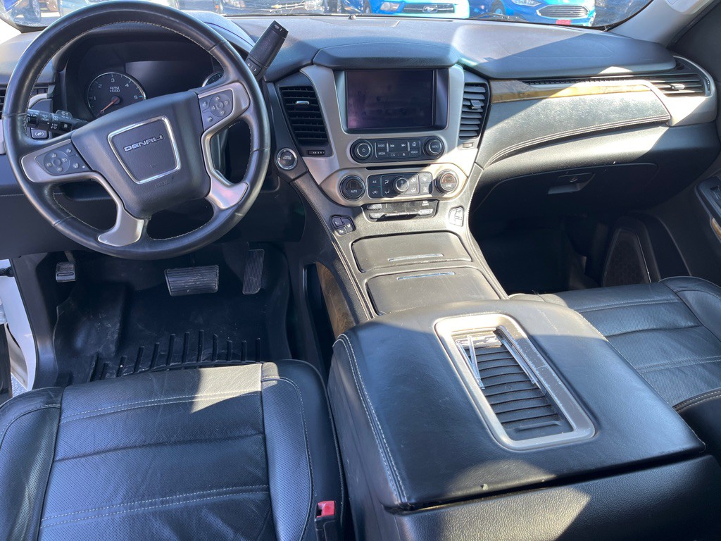 2017 GMC Yukon Image 8