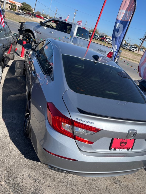 2021 Honda Accord Image 2