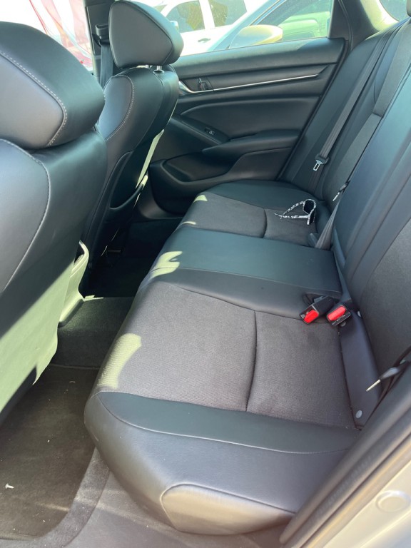 2021 Honda Accord Image 6