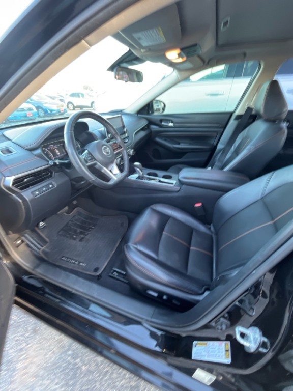 2021 Nissan Altima Image 5