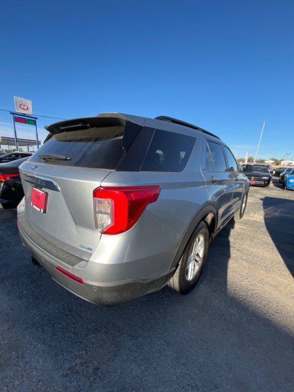 2020 Ford Explorer Image 3