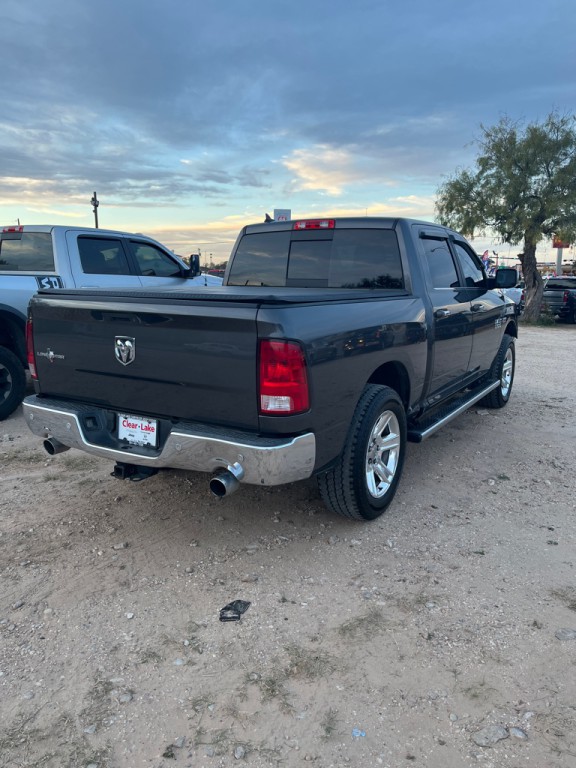 2018 RAM 1500 Image 3