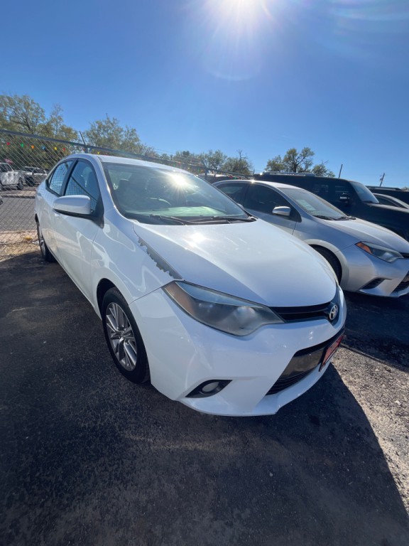 2015 Toyota Corolla Image 2