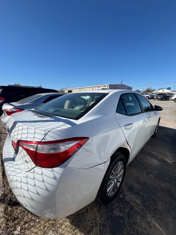 2015 Toyota Corolla Image 3
