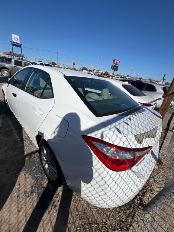 2015 Toyota Corolla Image 4