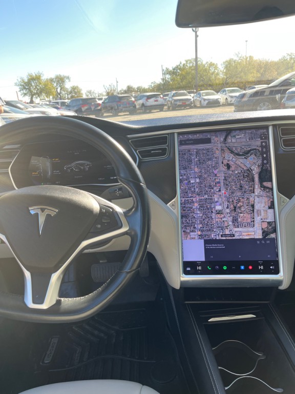 2014 Tesla Model S Image 8