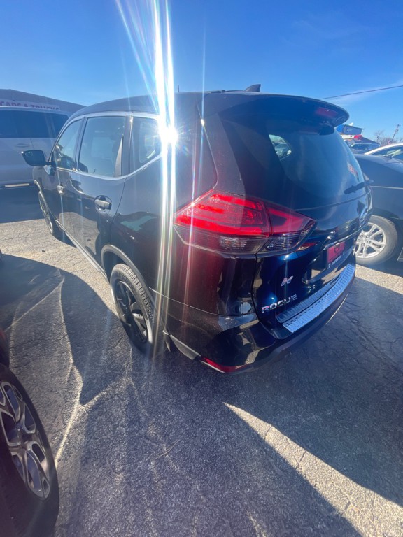 2017 Nissan Rogue Image 4