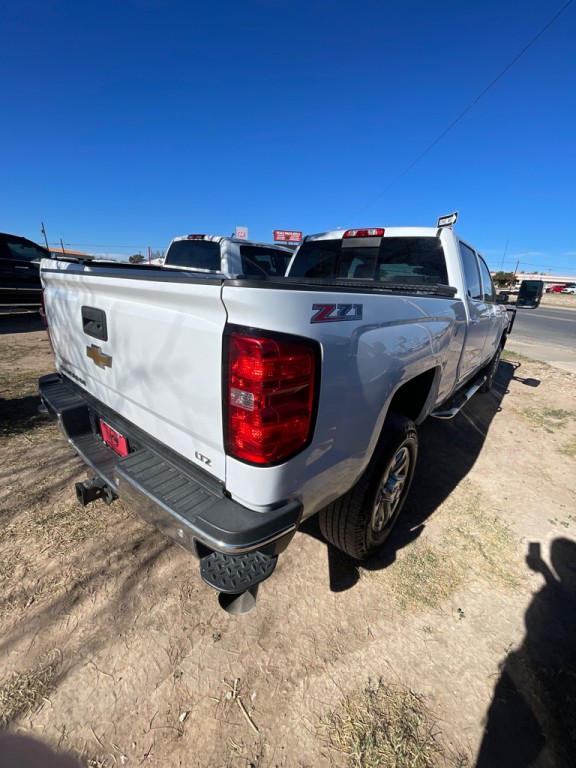 2016 Chevrolet Silverado 1500 Image 3