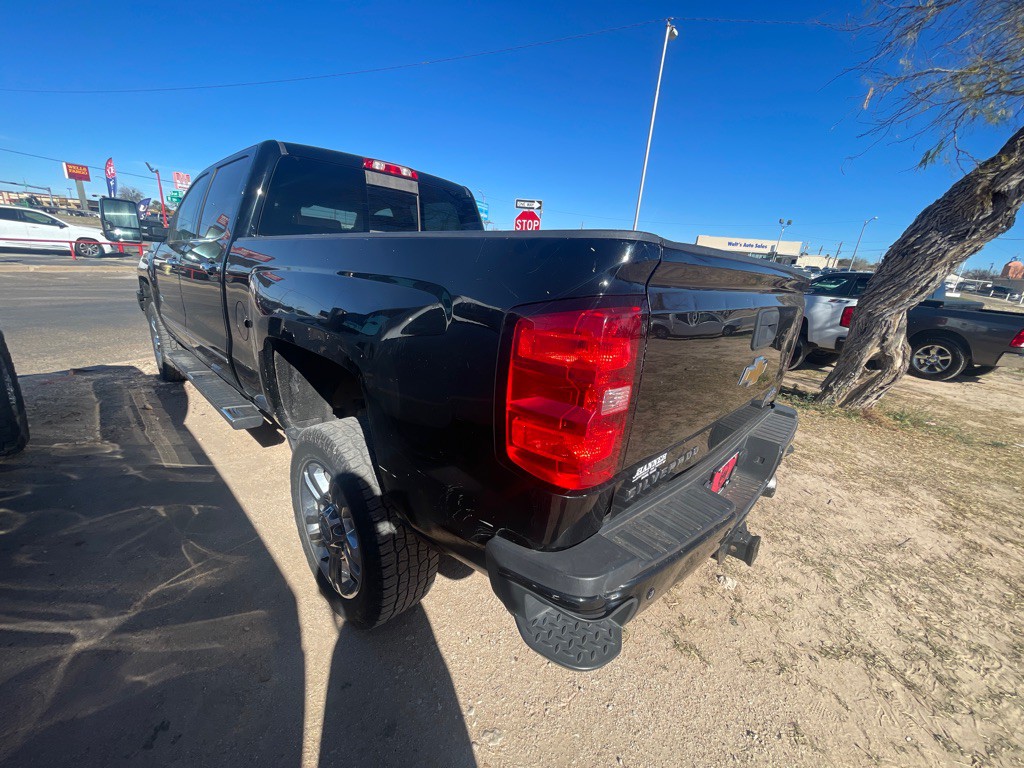 2017 Chevrolet Silverado 1500 Image 4