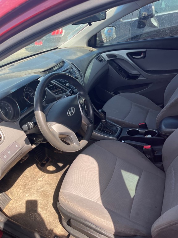 2014 Hyundai Elantra Image 4