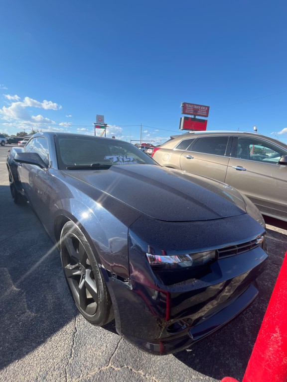 2015 Chevrolet Camaro Image 2