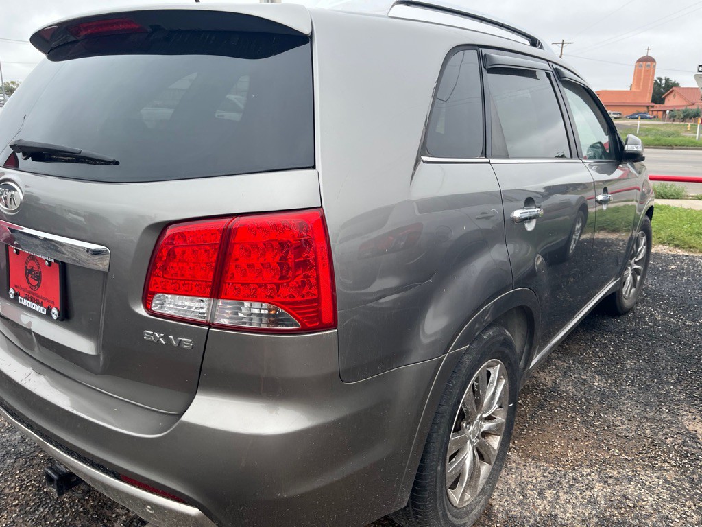 2011 Kia Sorento Image 3