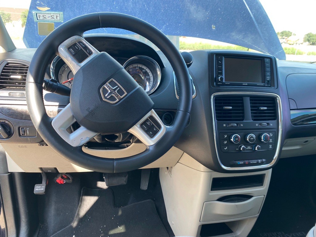 2016 Dodge Grand Caravan Image 6