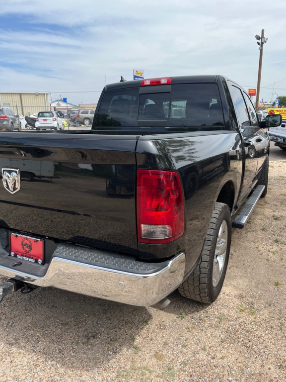 2017 RAM 1500 Image 3