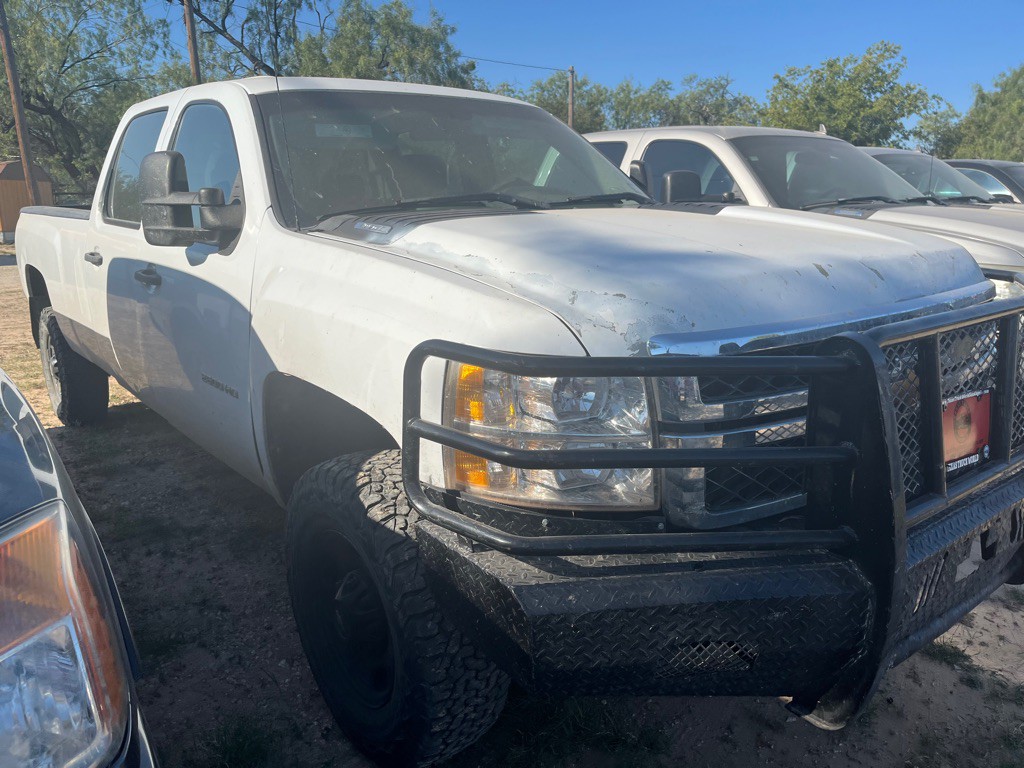 2013 Chevrolet Silverado 1500 Image 2