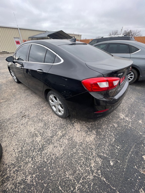 2016 Chevrolet Cruze Image 4