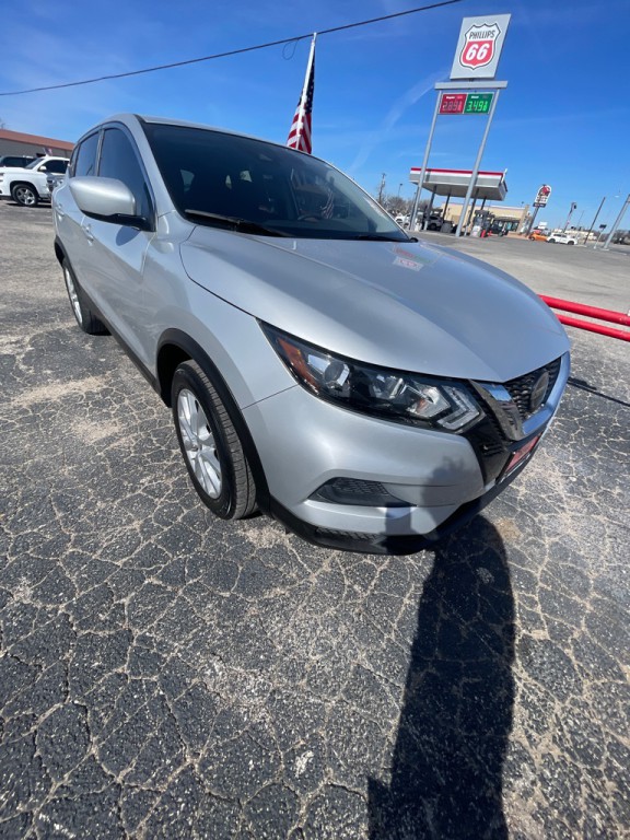 2022 Nissan Rogue Image 2