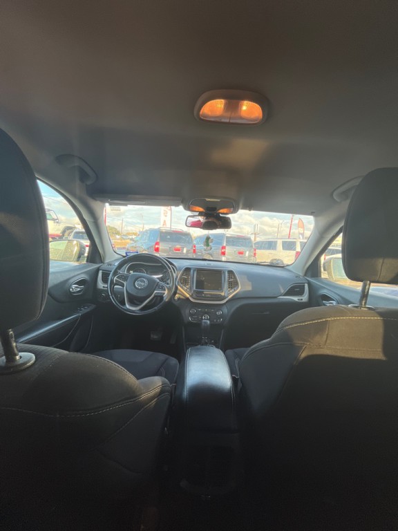 2015 Jeep Cherokee Image 7