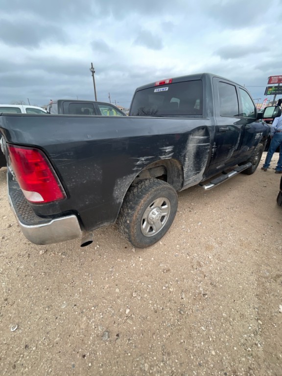 2015 RAM 2500 Image 3