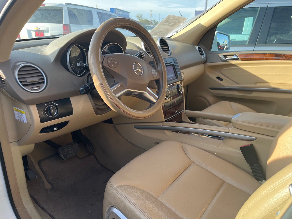 2011 Mercedes-Benz M-Class Image 5