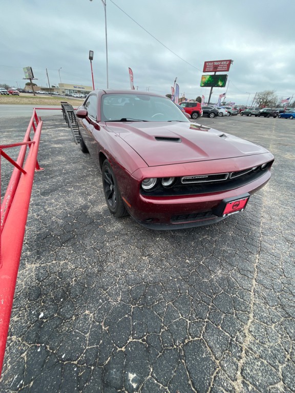 2019 Dodge Challenger Image 2