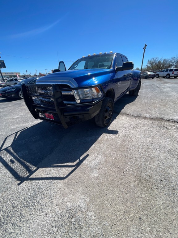 2015 RAM 3500 Image 1