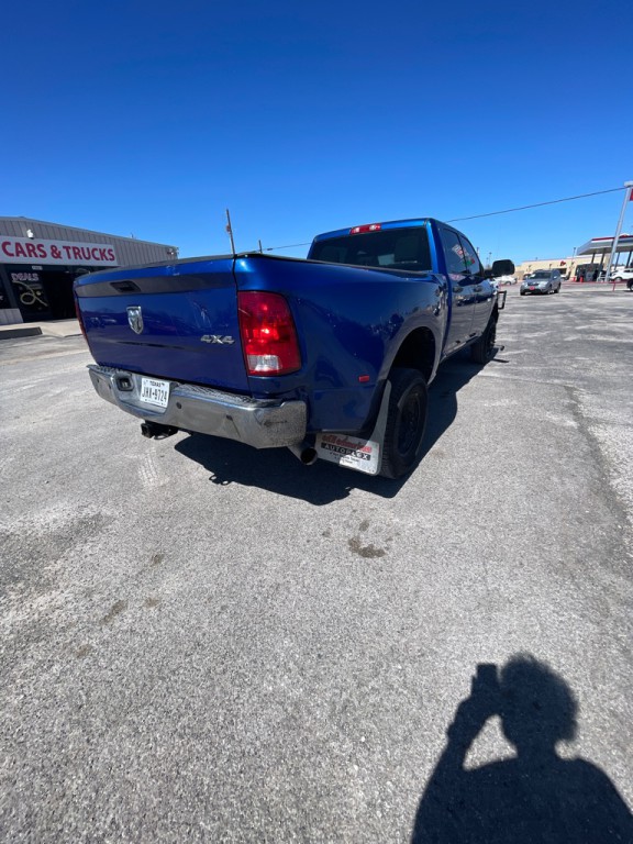 2015 RAM 3500 Image 3