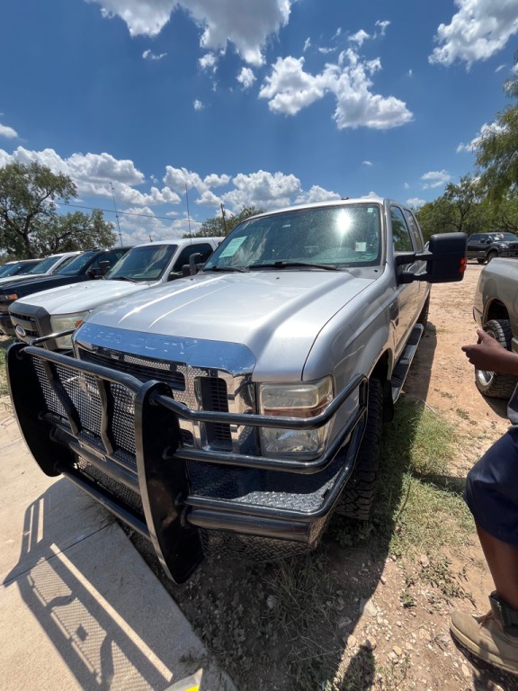 2010 Ford F-350 Image 1