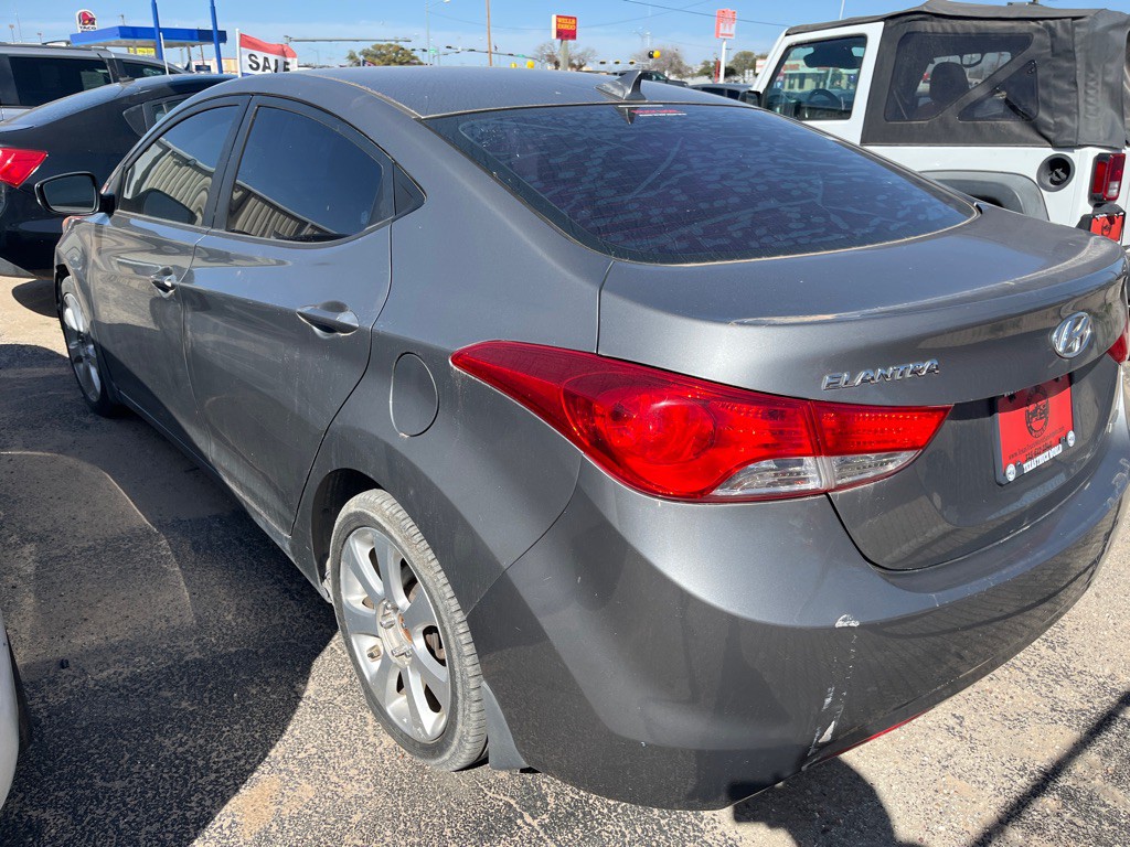 2013 Hyundai Elantra Image 4