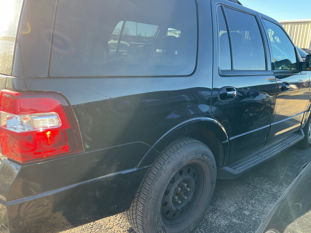 2016 Ford Expedition Image 3