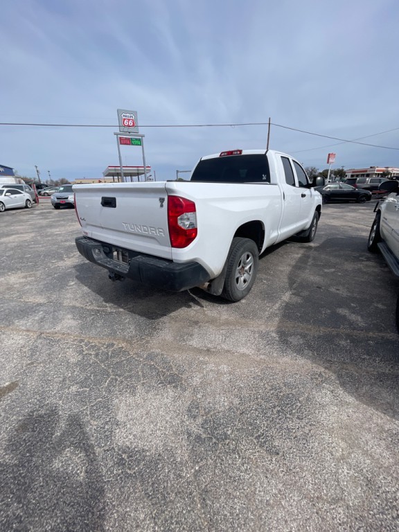 2018 Toyota Tundra Image 3