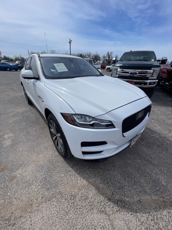 2019 Jaguar F-PACE Image 8