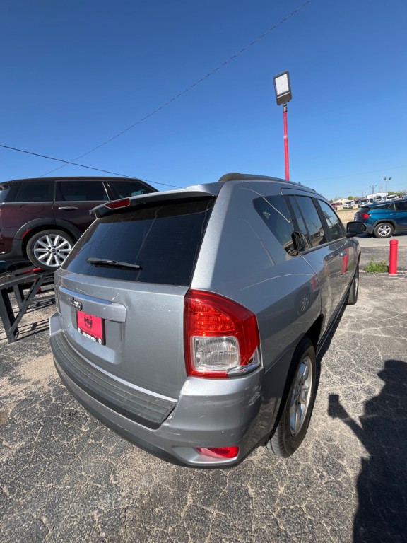 2015 Jeep Compass Image 3