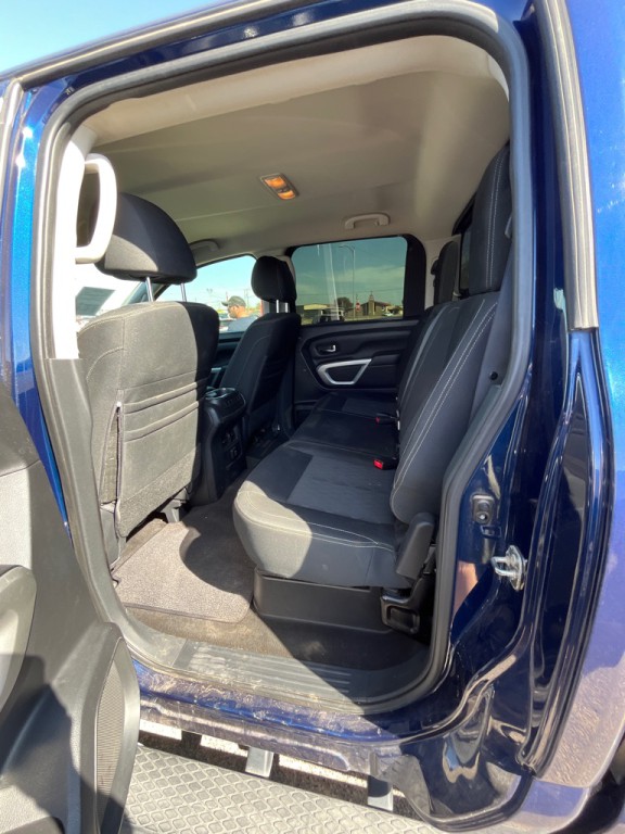 2018 Nissan Titan Image 4