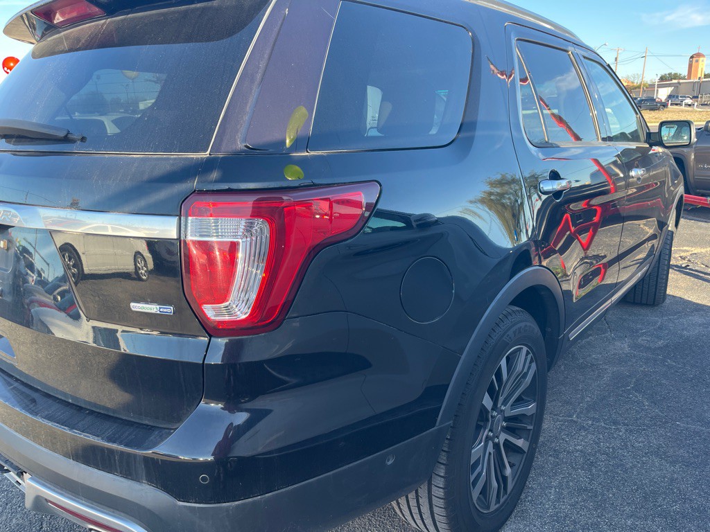 2016 Ford Explorer Image 3