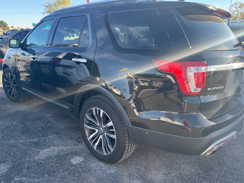 2016 Ford Explorer Image 4