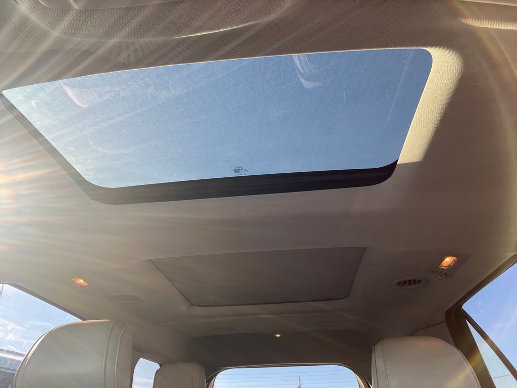 2016 Ford Explorer Image 8