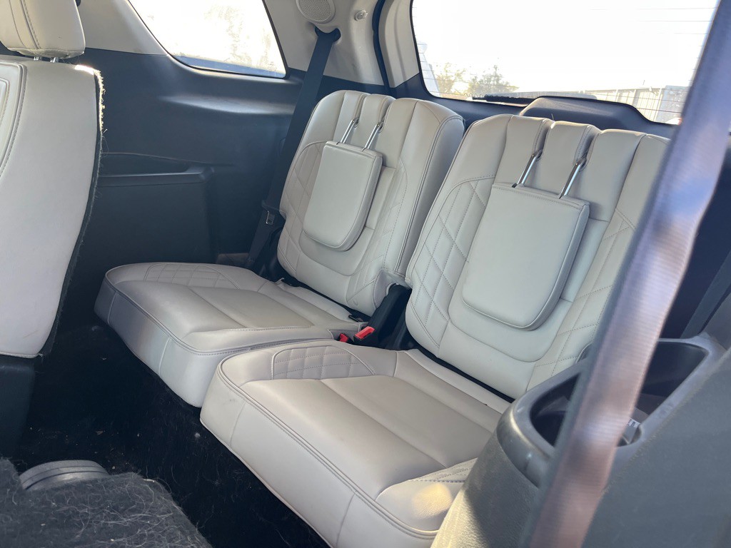 2016 Ford Explorer Image 10