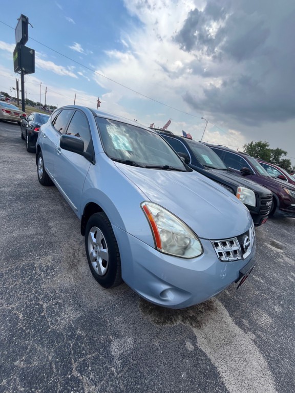2013 Nissan Rogue Image 2